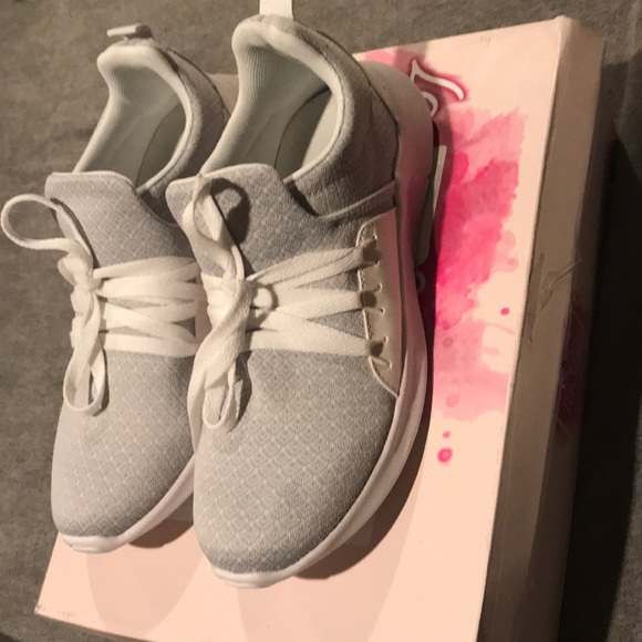 Laura Mariano by NOT RATED brand new shoes! 💖 - Picture 4 of 8